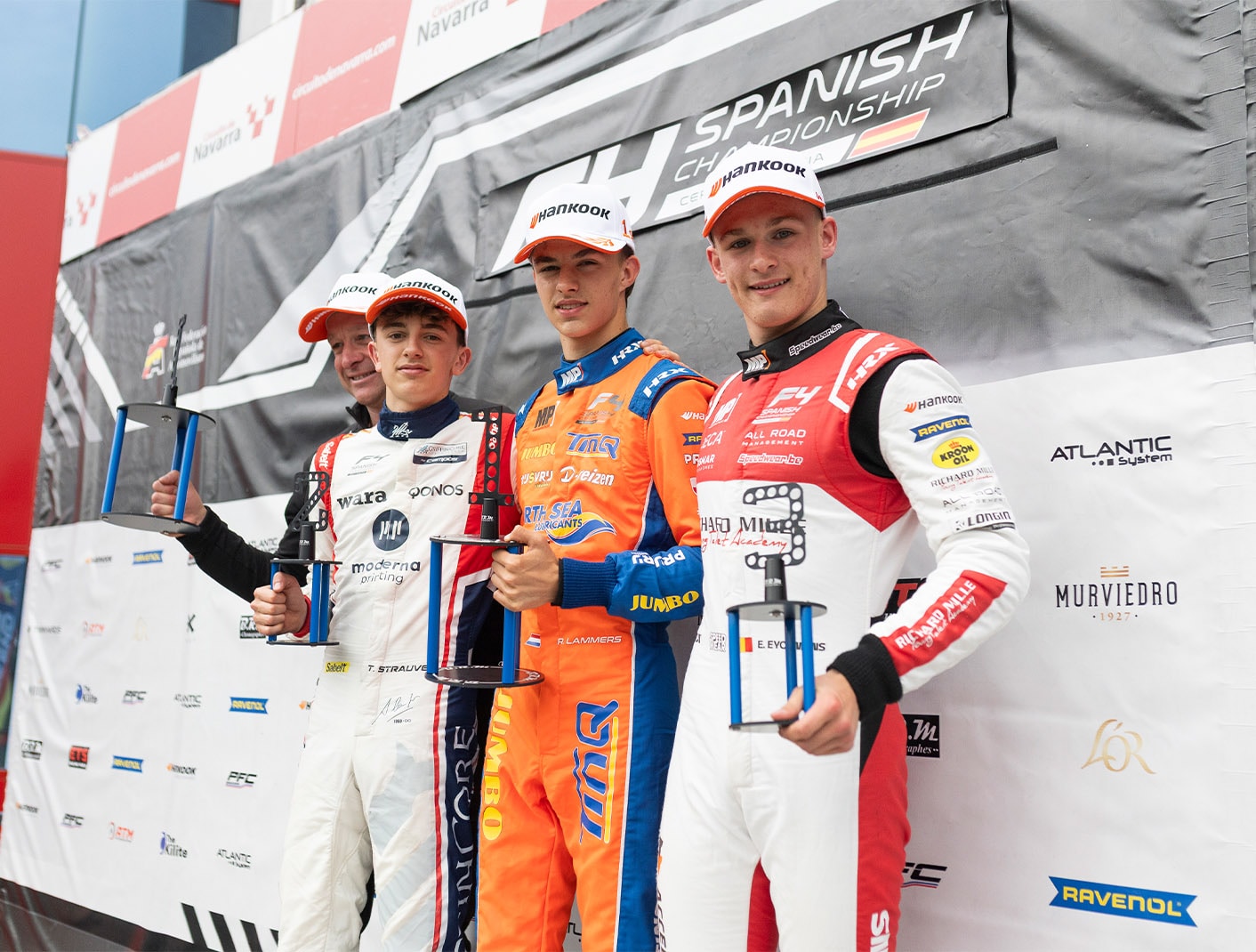 René Lammers takes the lead in the Spanish Formula 4 Championship in Navarra