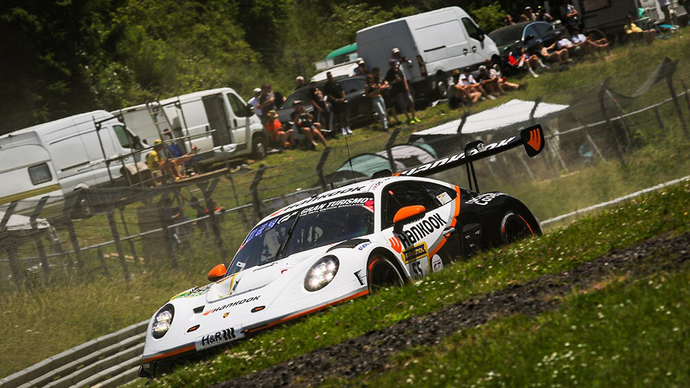 hankook_competition_shines_at_the_nürburgring_24_hours