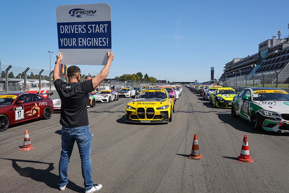 third_rcn_win_of_the_season_for_schmickler_and_luther_at_the_nürburgring