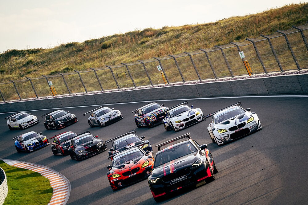 hat_trick_in_the_supercar_challenge_daan_meijer_is_unbeatable_in_zandvoort