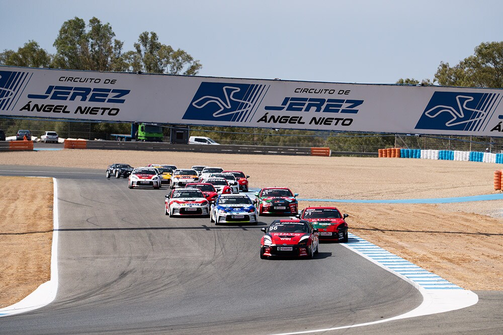 toyota_gr_cup_spain_losada_and_Álvarez_win_in_jerez