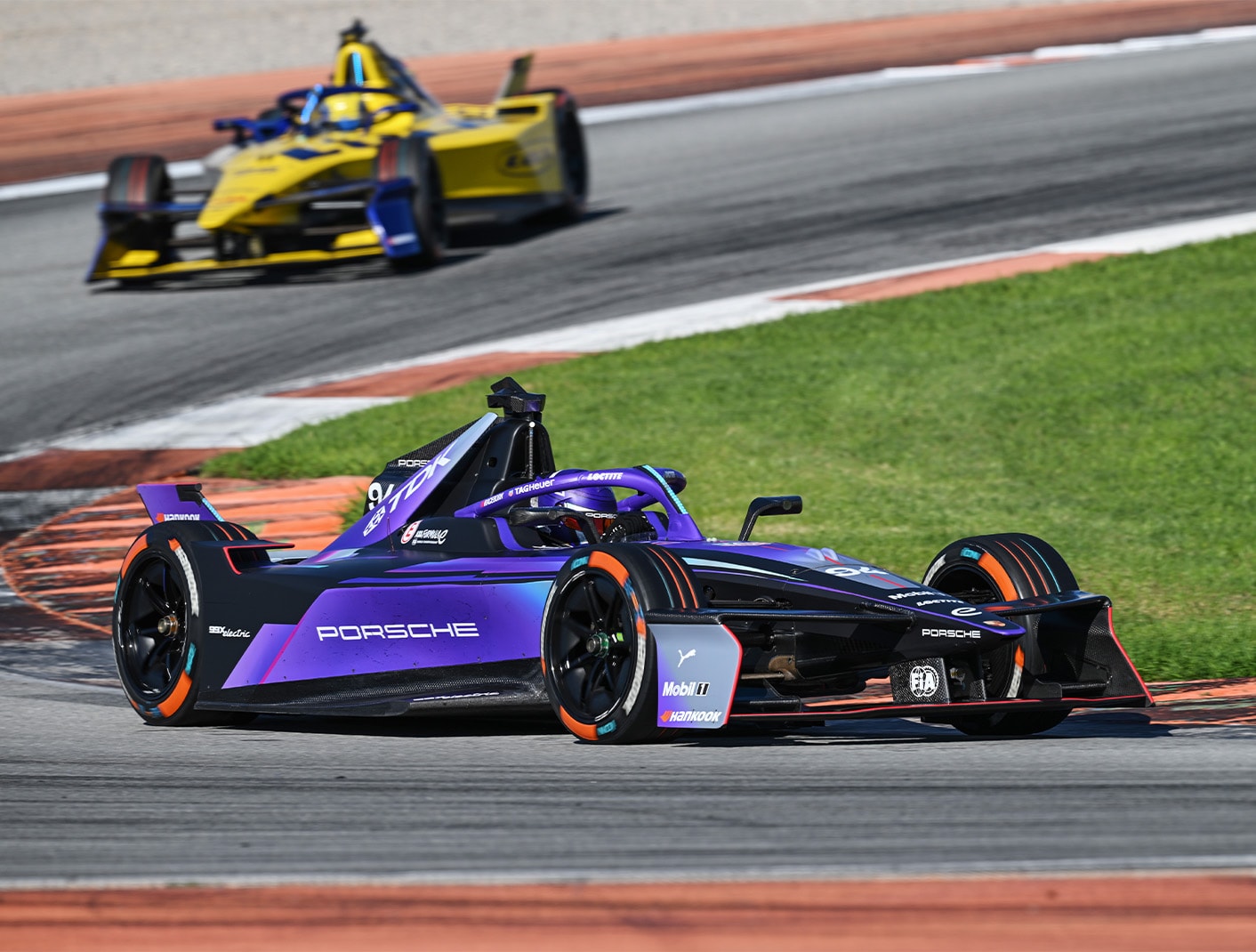 Hankook tyres impress at pre-season test for Formula E World Championship in Spain