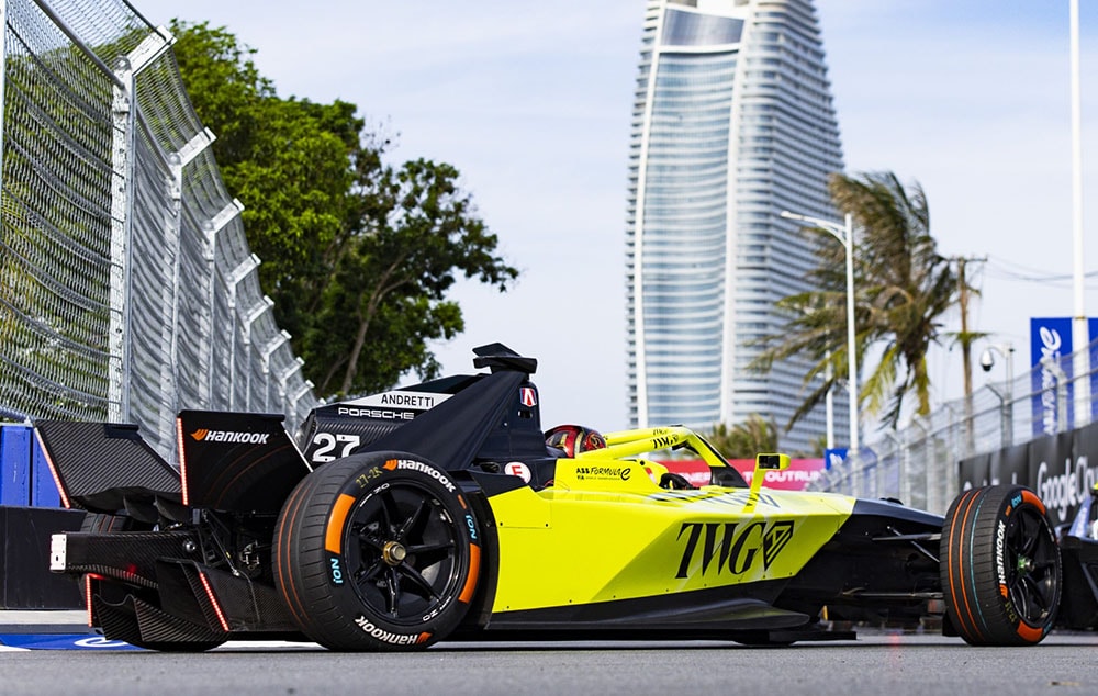 formula_e_s12_round11_sanya_e_prix_race_photo_3