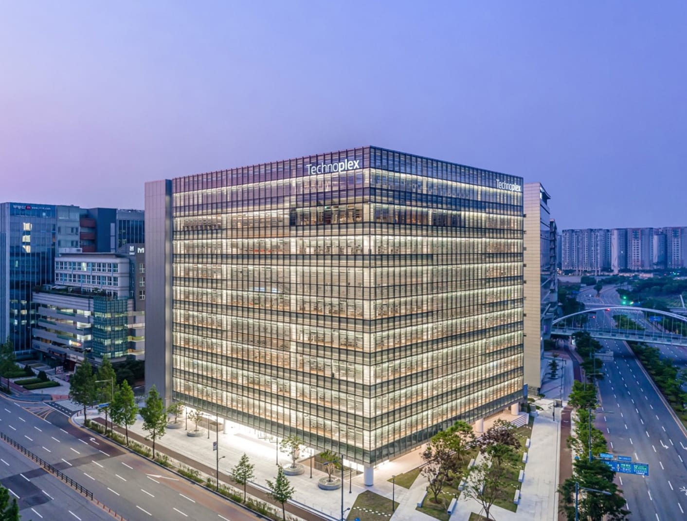 Hankook Tire Reports 2026 Q2 Revenue of KRW 5.6824 Trillion and Operating Profit of KRW 559 Billion